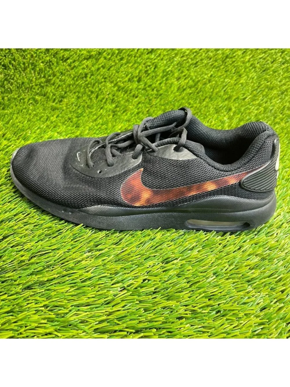Nike Air Max Oketo Womens Size 6.5 Black Barely Rose Running Shoes Sneakers
